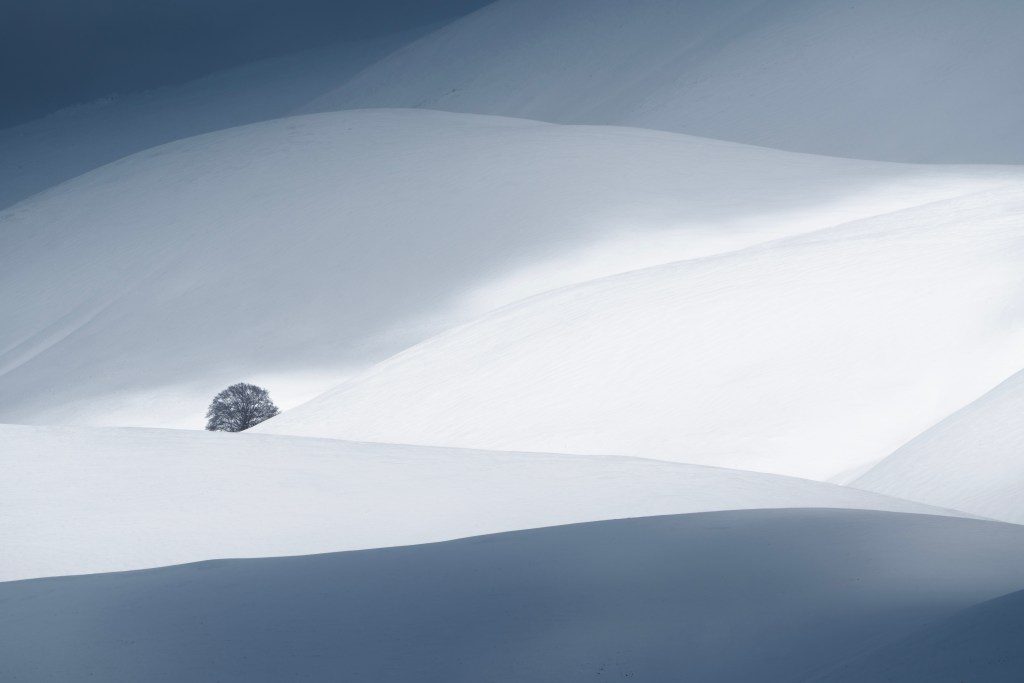 castelluccio in bianco